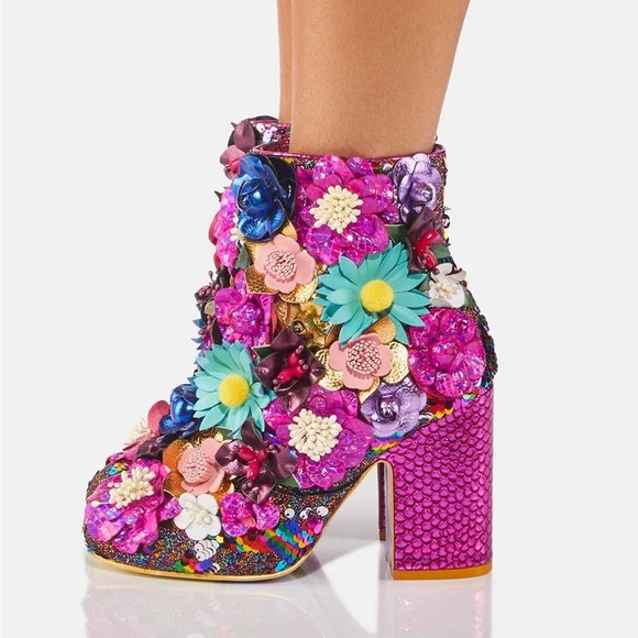 ISO Irregular Choice Garden Gala Boot Booties Size 7.5 - Picture 1 of 1